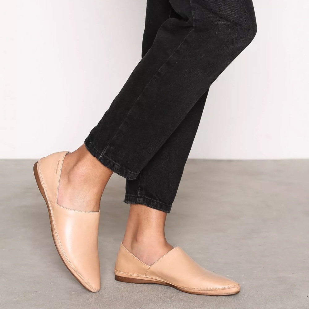 Vagabond Antonia Boucher in Natural. Size 37